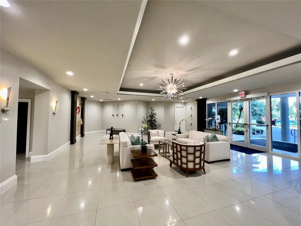 6001 N Ocean Drive Hollywood FL 33019