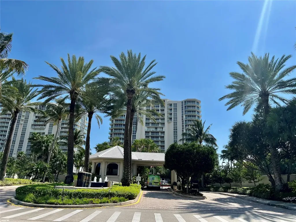 6001 N Ocean Drive Hollywood FL 33019