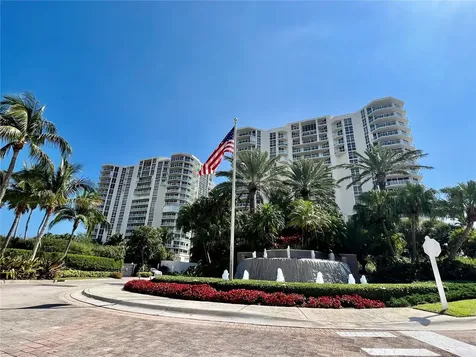 6001 N Ocean Drive Hollywood FL 33019