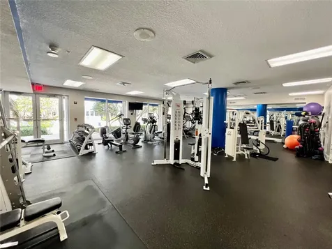 6001 N Ocean Drive Hollywood FL 33019