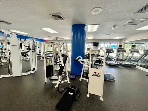 6001 N Ocean Drive Hollywood FL 33019