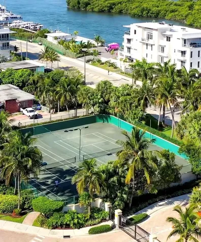 6001 N Ocean Drive Hollywood FL 33019