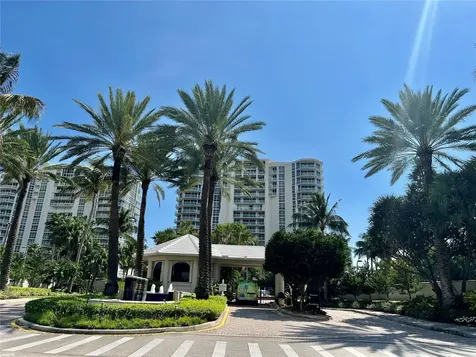 6001 N Ocean Drive Hollywood FL 33019