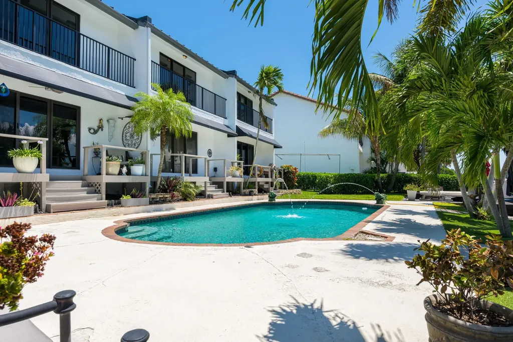 641 NE 19th Avenue Deerfield Beach FL 33441