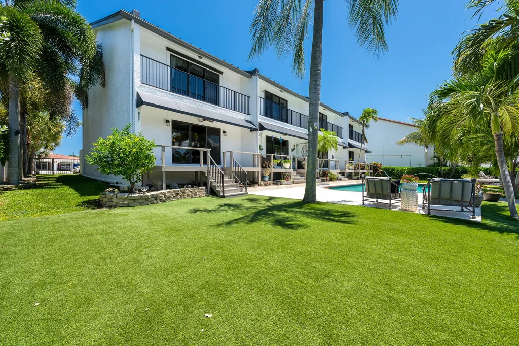 641 NE 19th Avenue Deerfield Beach FL 33441