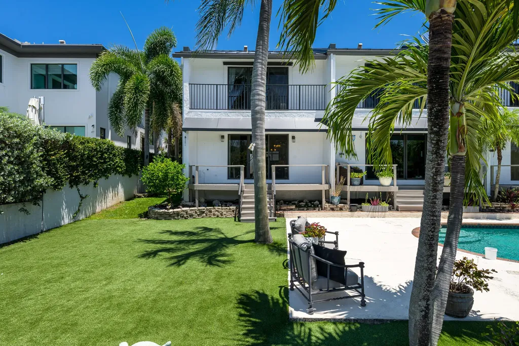641 NE 19th Avenue Deerfield Beach FL 33441