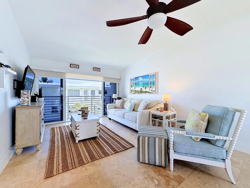 1043 Hillsboro Mile Hillsboro Beach FL 33062