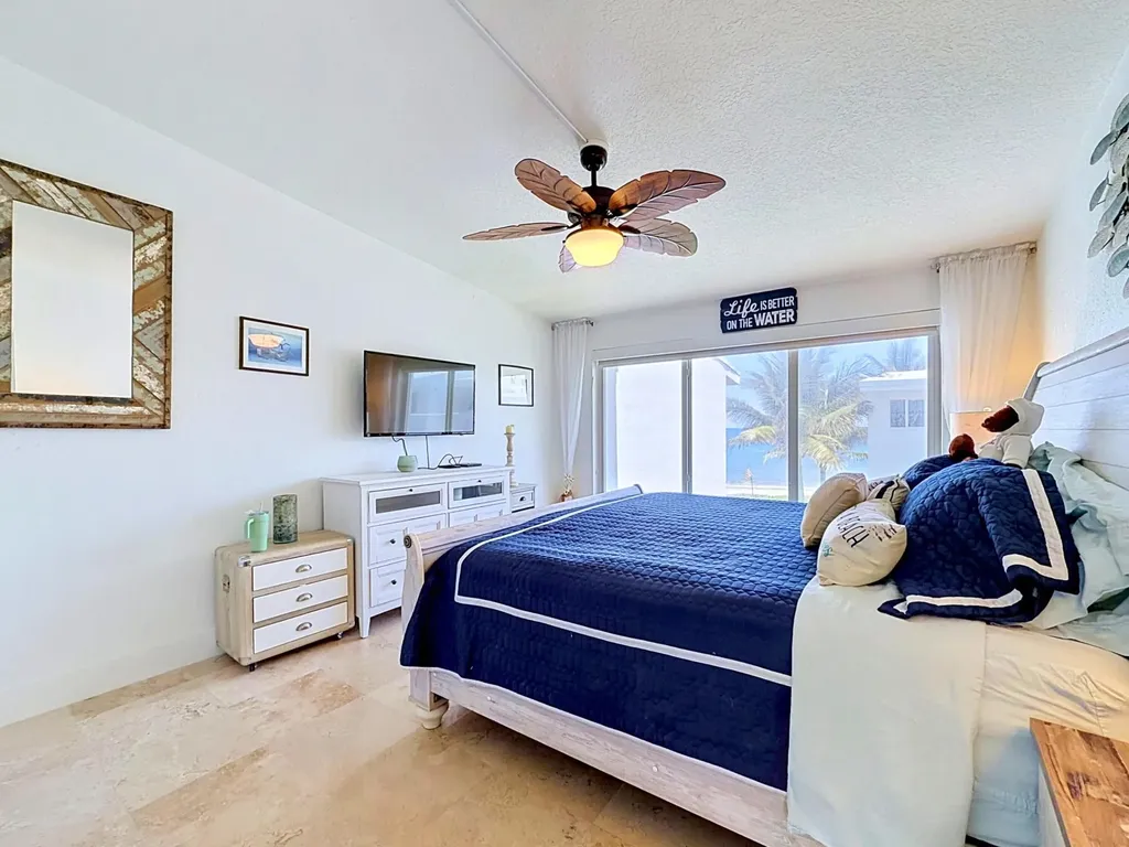 1043 Hillsboro Mile Hillsboro Beach FL 33062