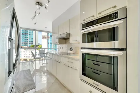 16400 Collins Avenue Sunny Isles Beach FL 33160