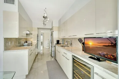 16400 Collins Avenue Sunny Isles Beach FL 33160