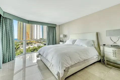 16400 Collins Avenue Sunny Isles Beach FL 33160