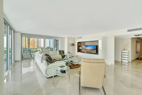 16400 Collins Avenue Sunny Isles Beach FL 33160