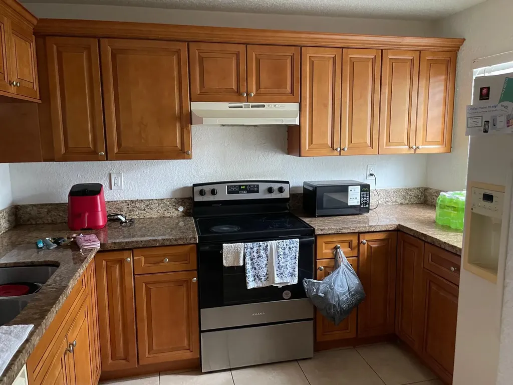 8249 Fairway Road Sunrise FL 33351