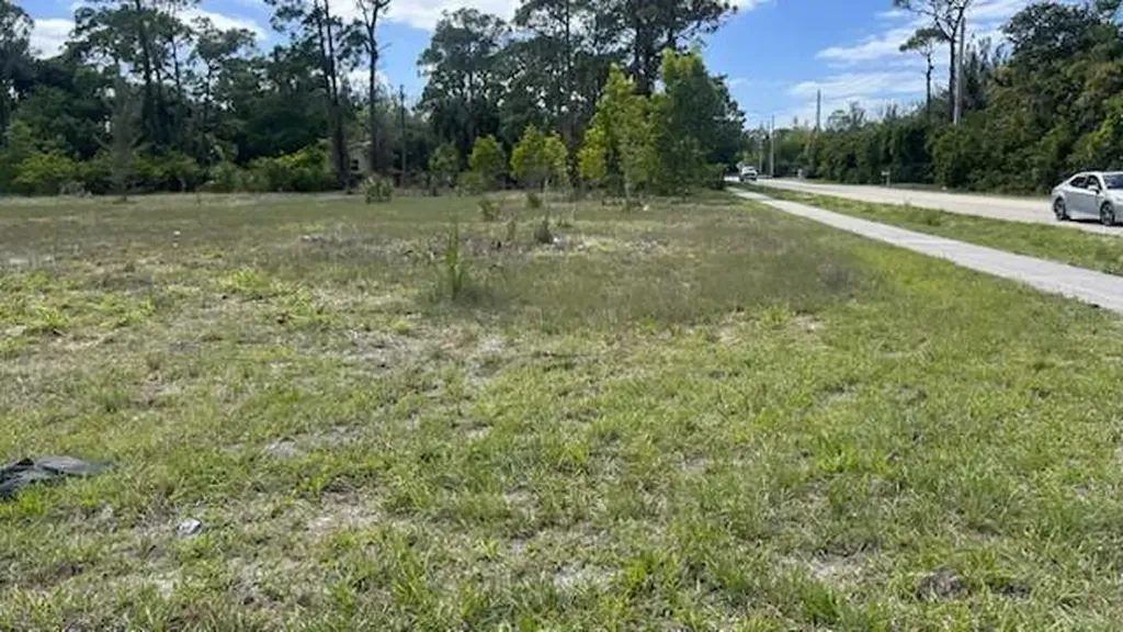 0000 168th Trail N The Acreage FL 33470