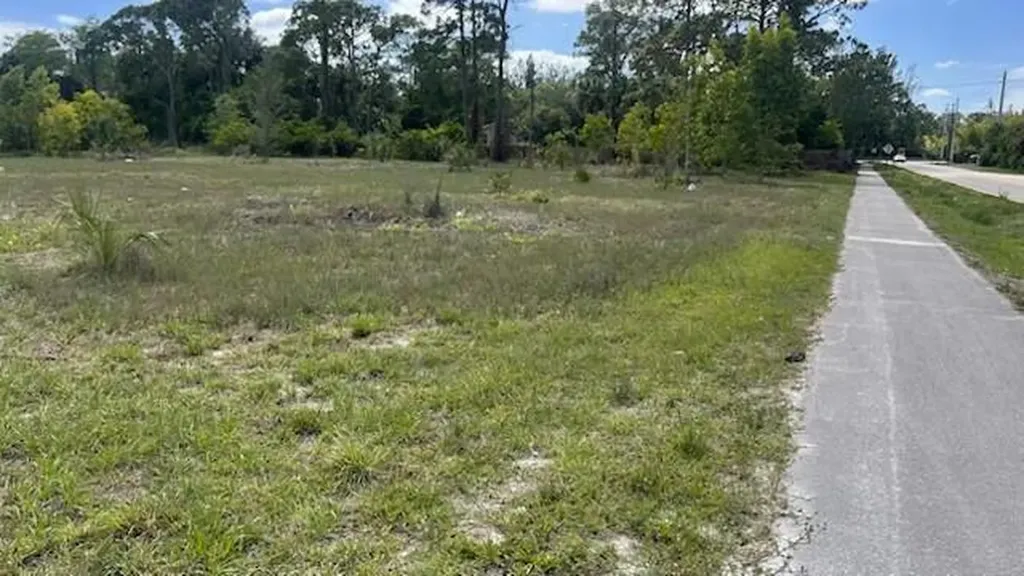 0000 168th Trail N The Acreage FL 33470