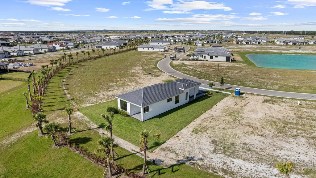 7999 SW Andrea Way Port St Lucie FL 34987