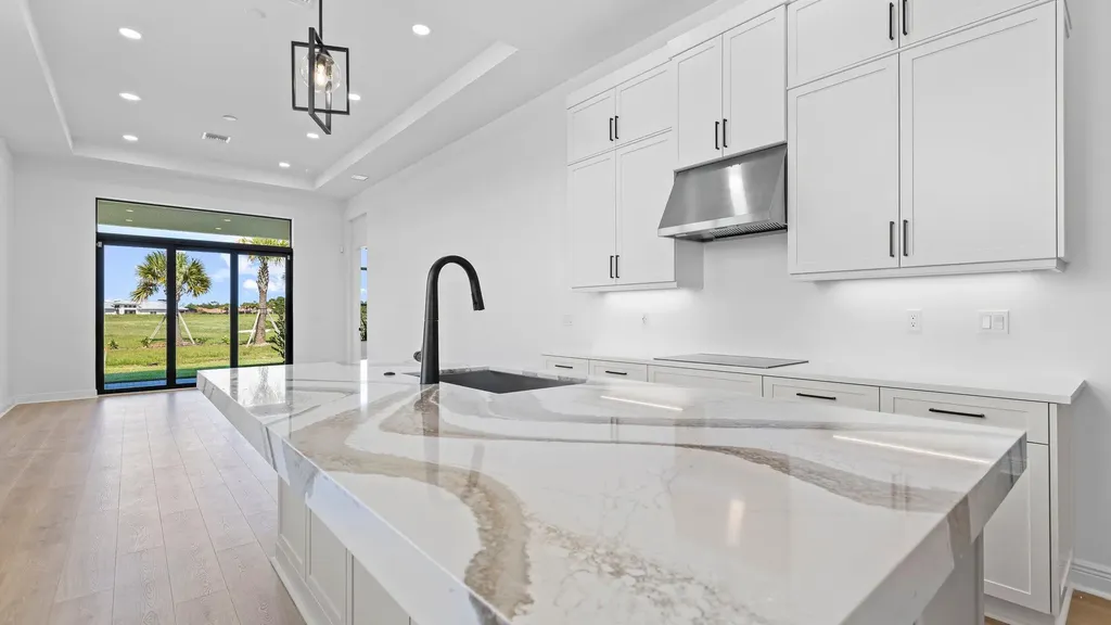 7999 SW Andrea Way Port St Lucie FL 34987
