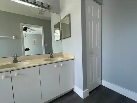 6301 Landings Terrace Tamarac FL 33321