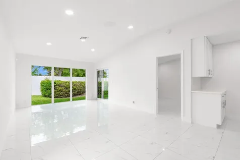 6702 N Pine Island Road Tamarac FL 33321