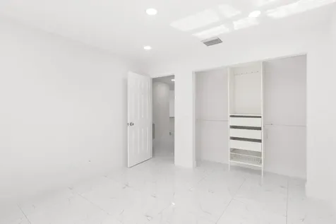 6702 N Pine Island Road Tamarac FL 33321