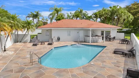6702 N Pine Island Road Tamarac FL 33321
