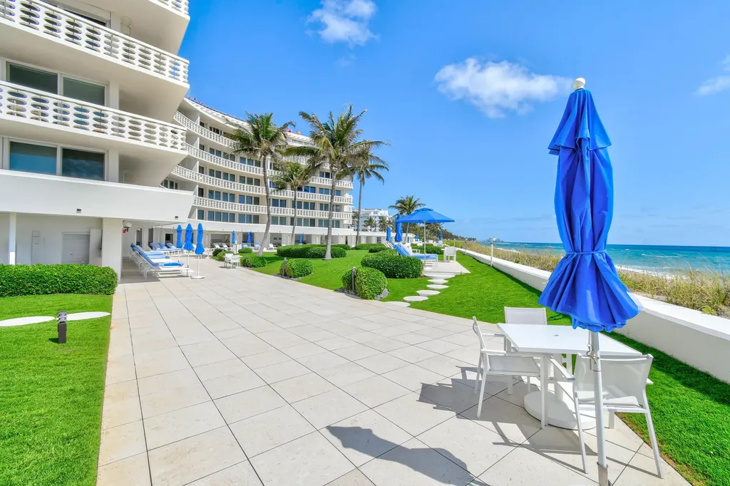100 Sunrise Avenue Palm Beach FL 33480