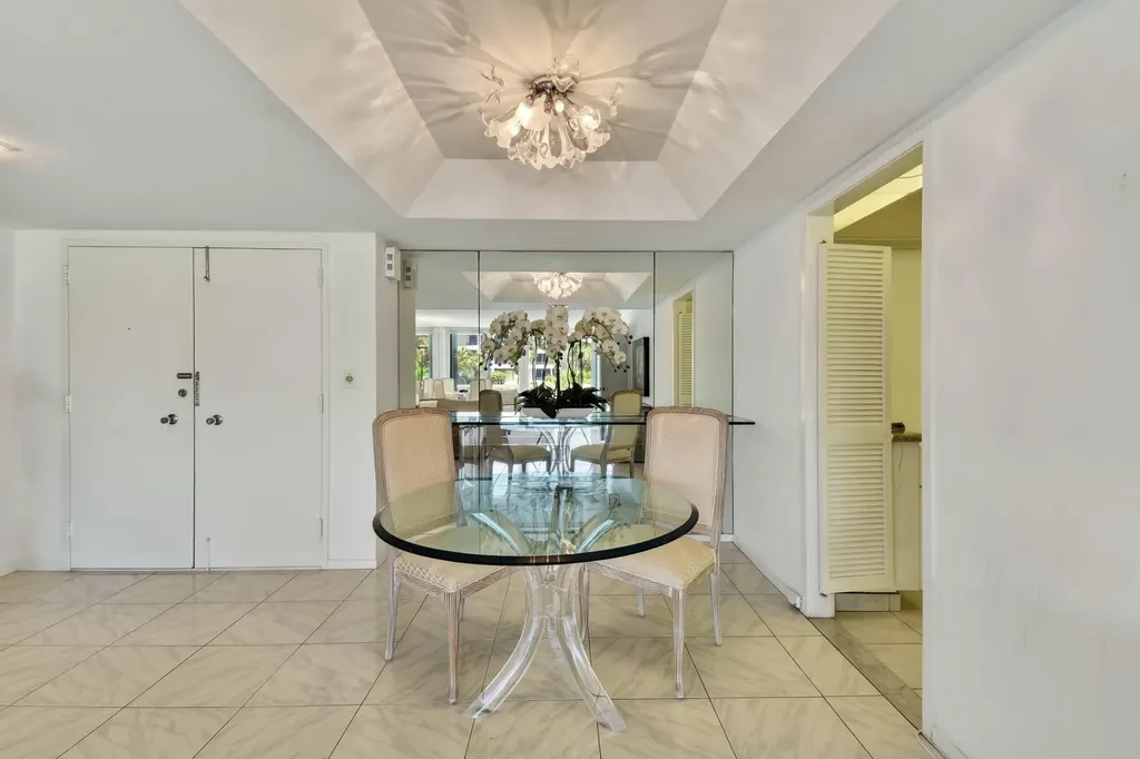 100 Sunrise Avenue Palm Beach FL 33480
