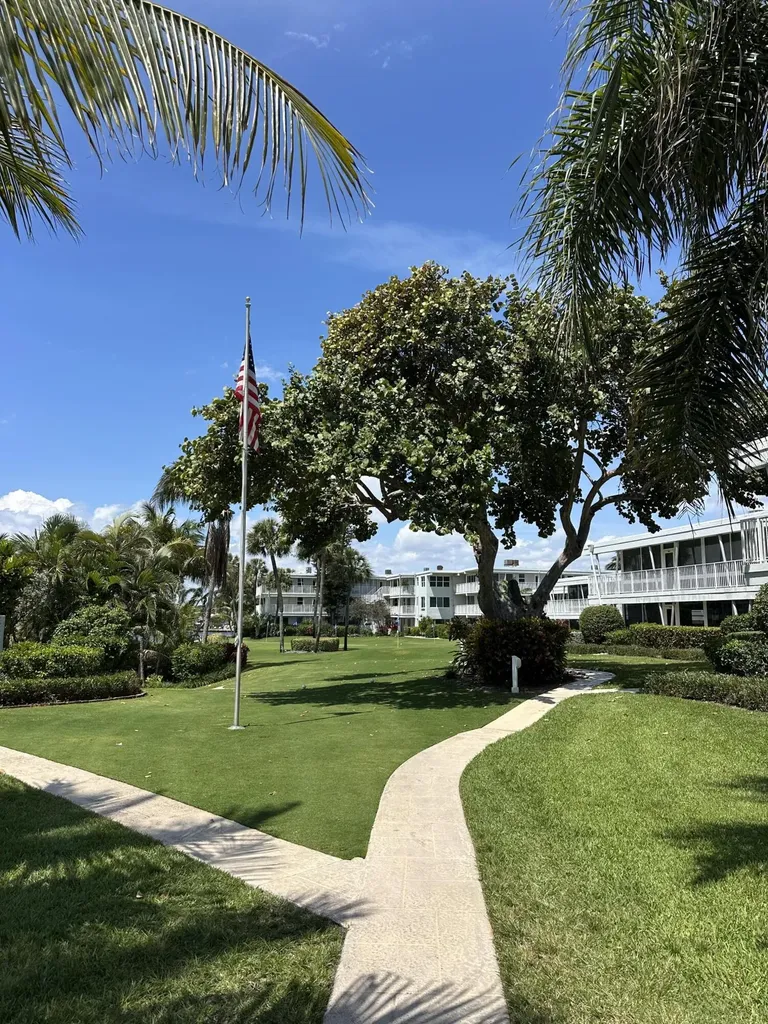 1221 Hillsboro Mile Hillsboro Beach FL 33062