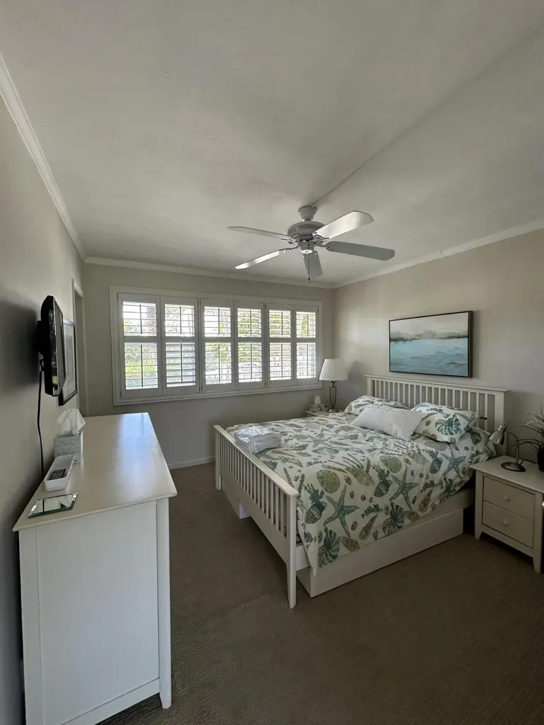 1221 Hillsboro Mile Hillsboro Beach FL 33062