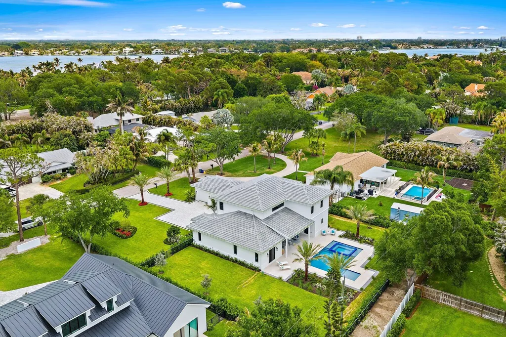 5634 Shirley Drive Jupiter FL 33458