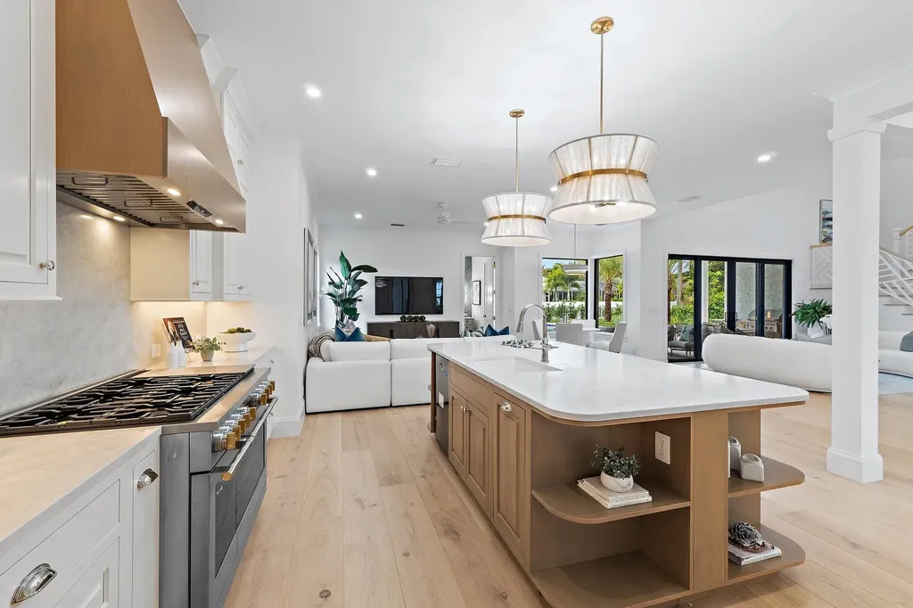 5634 Shirley Drive Jupiter FL 33458