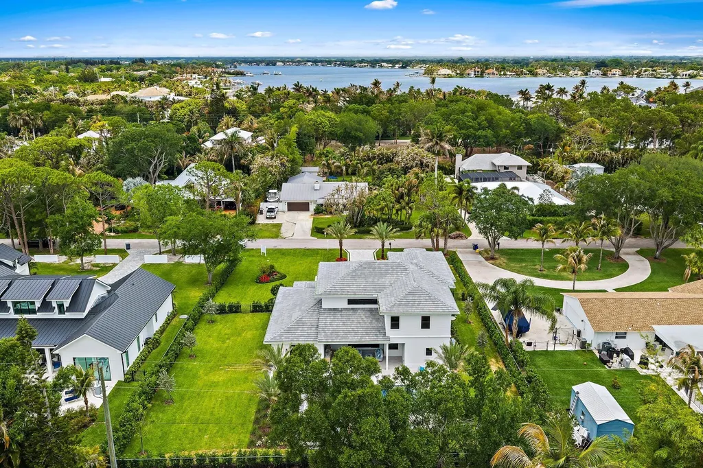 5634 Shirley Drive Jupiter FL 33458