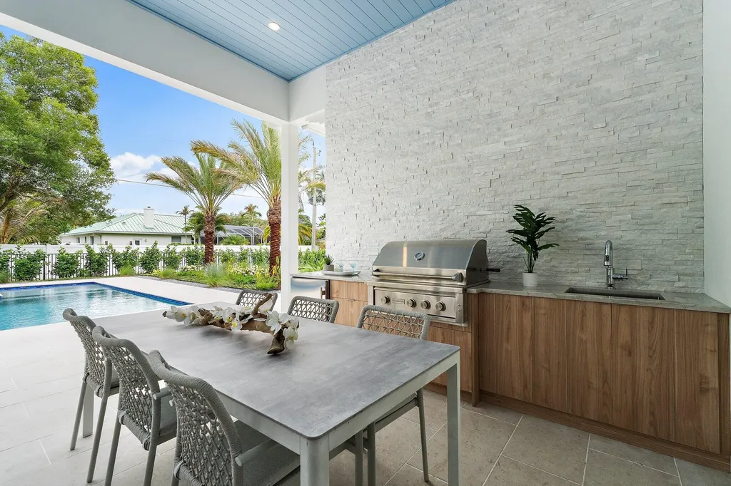 5634 Shirley Drive Jupiter FL 33458