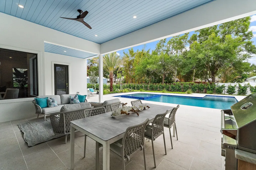 5634 Shirley Drive Jupiter FL 33458