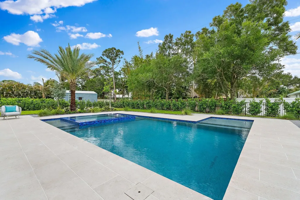 5634 Shirley Drive Jupiter FL 33458
