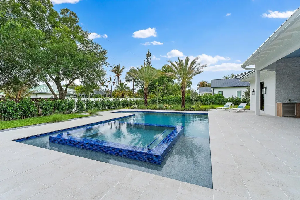 5634 Shirley Drive Jupiter FL 33458