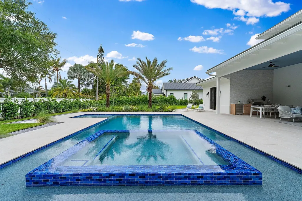 5634 Shirley Drive Jupiter FL 33458