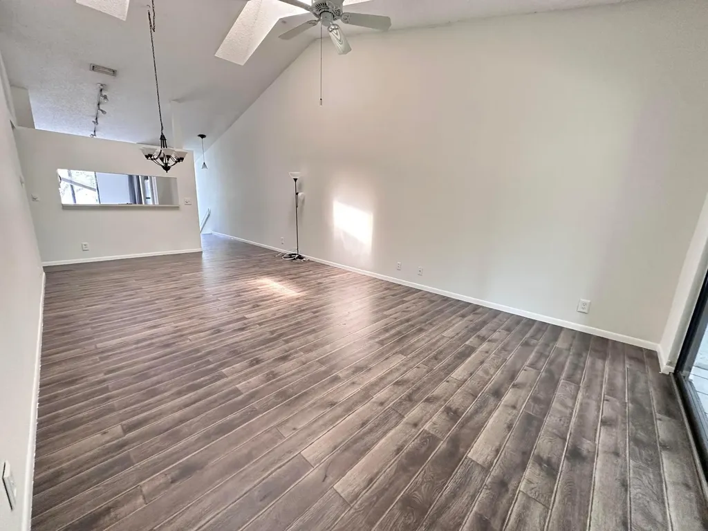 306 Harbour Pointe Way Greenacres FL 33413