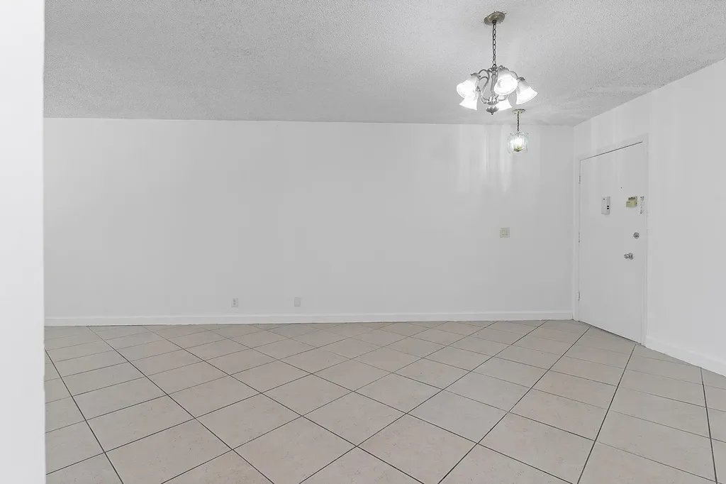 5700 NE 22nd Way Fort Lauderdale FL 33308