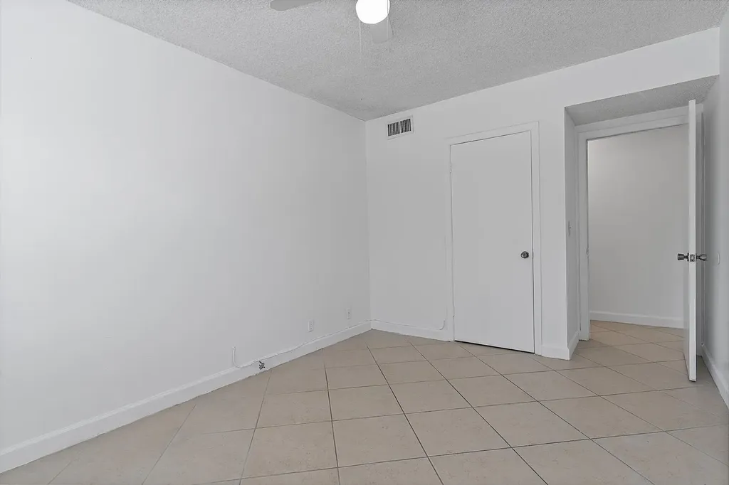 5700 NE 22nd Way Fort Lauderdale FL 33308