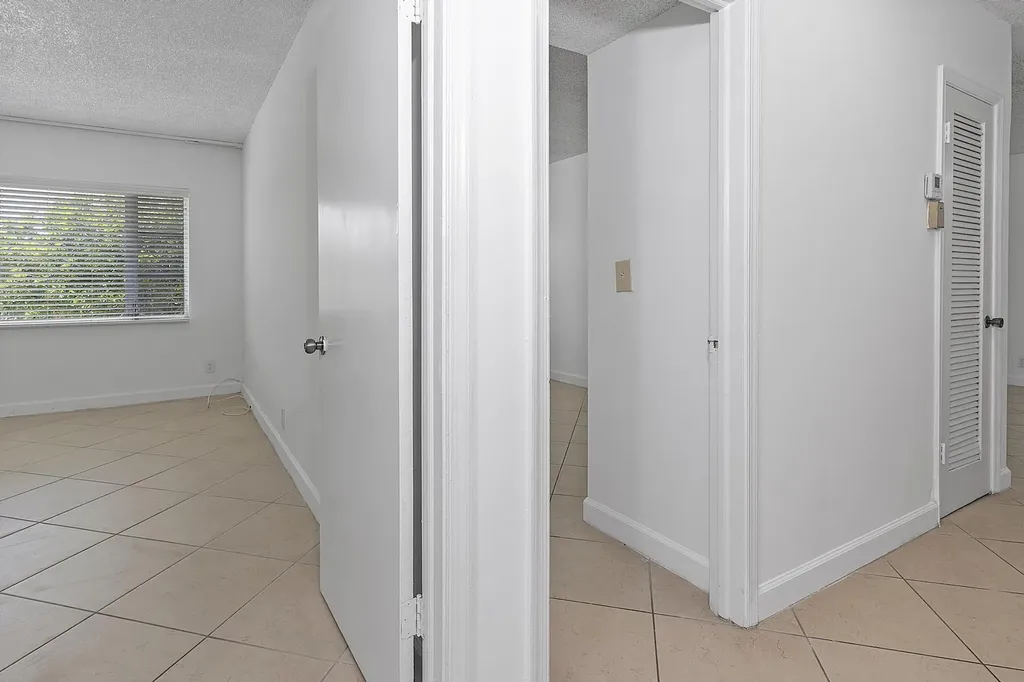 5700 NE 22nd Way Fort Lauderdale FL 33308