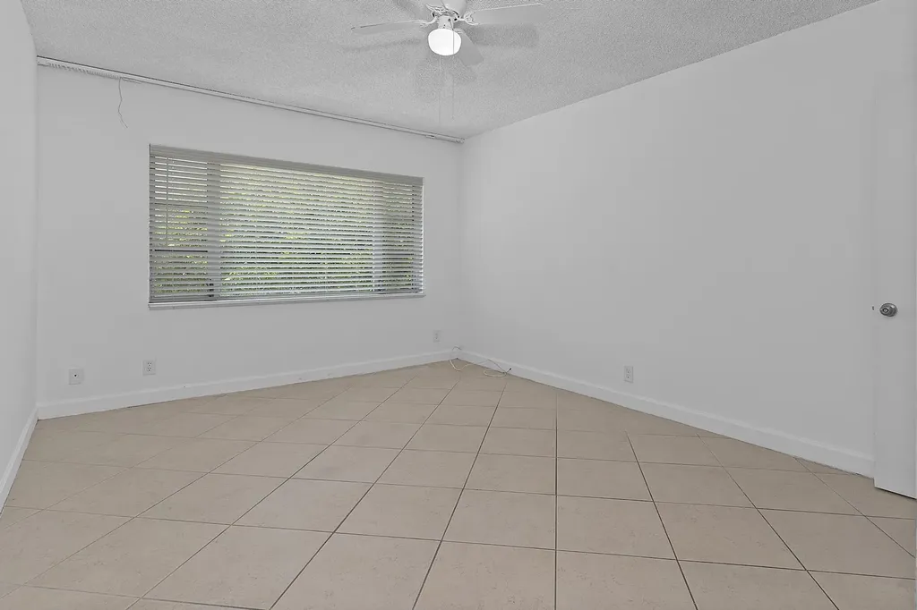 5700 NE 22nd Way Fort Lauderdale FL 33308