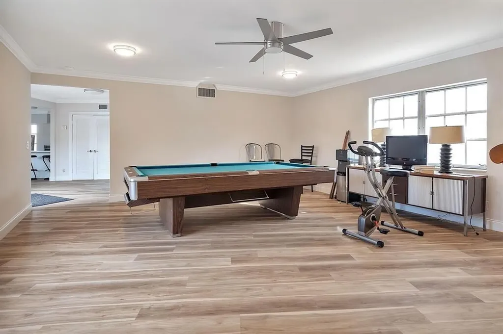 5700 NE 22nd Way Fort Lauderdale FL 33308