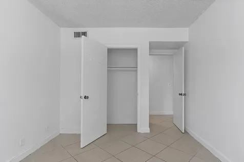 5700 NE 22nd Way Fort Lauderdale FL 33308