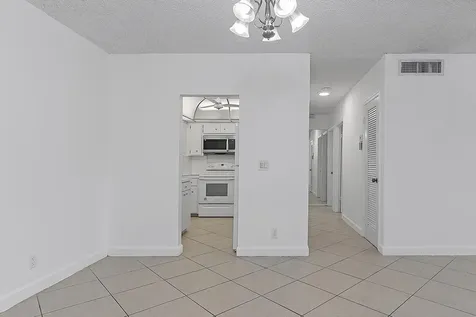 5700 NE 22nd Way Fort Lauderdale FL 33308