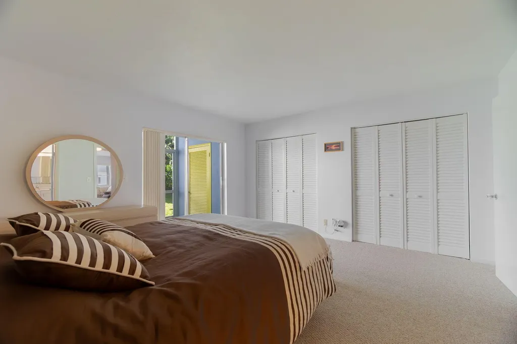 2840 Cynthia Lane Lake Worth Beach FL 33461