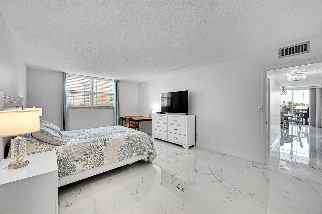 1401 S Ocean Drive Hollywood FL 33019