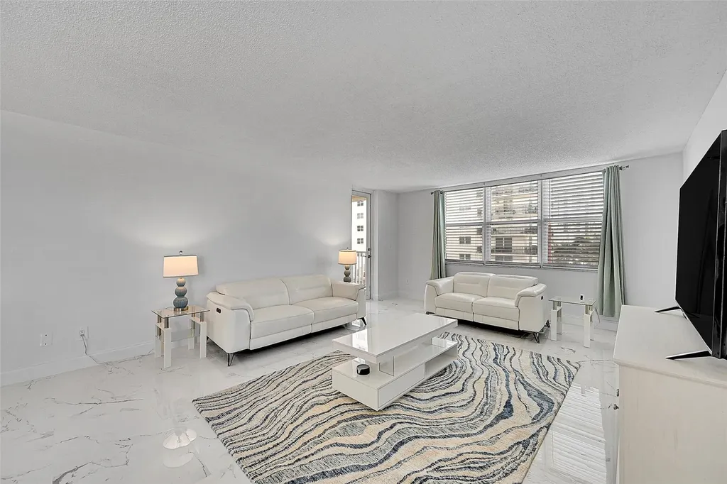 1401 S Ocean Drive Hollywood FL 33019