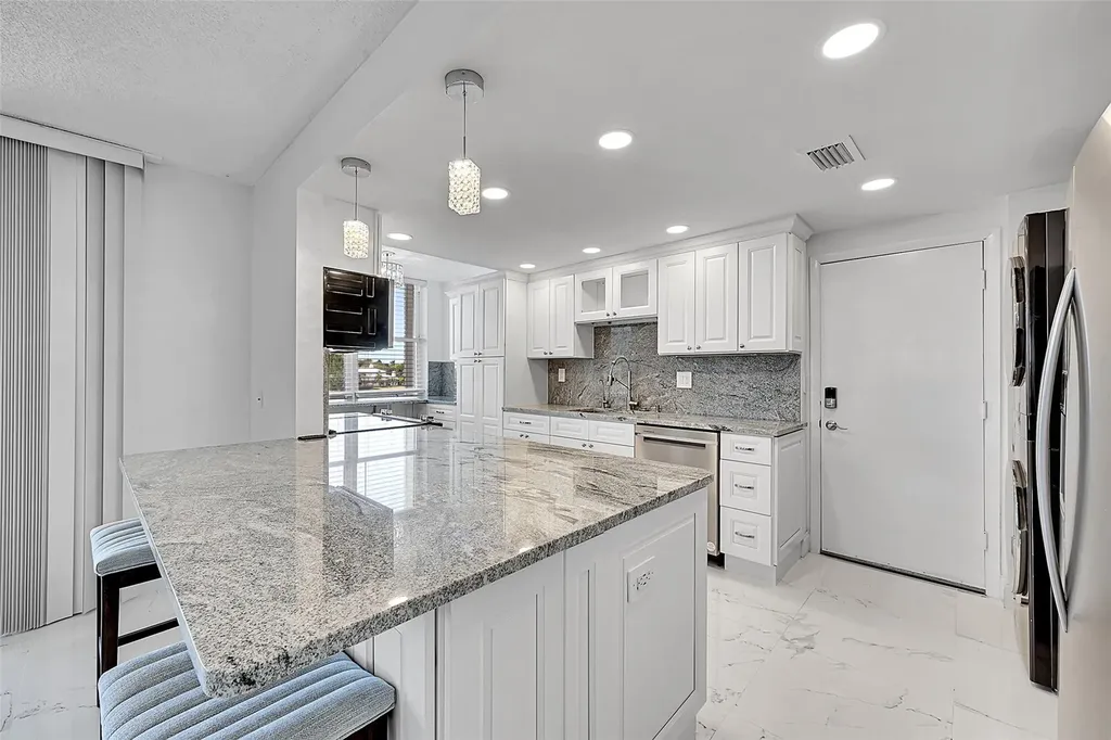 1401 S Ocean Drive Hollywood FL 33019