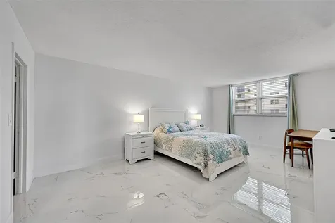 1401 S Ocean Drive Hollywood FL 33019